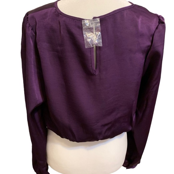 Revolve Purple Crop Top House of Harlow size Medium.  Soft, satin feel. NWOT - Picture 3 of 9